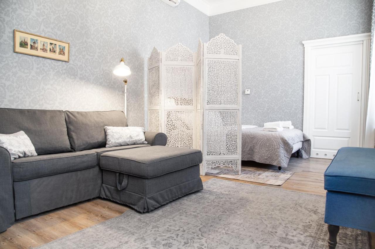 Househost Apartment :Zacisze Street Kraków Eksteriør billede